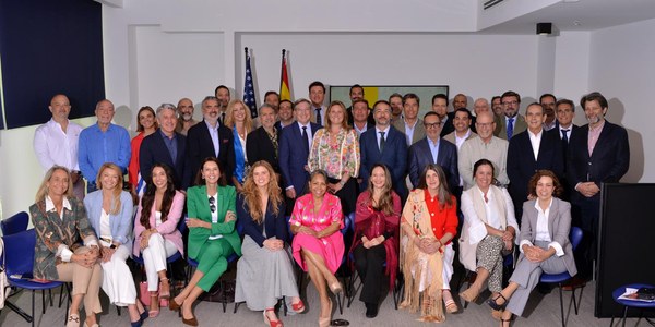 Sevilla Fortalece Apoyo Empresarial en Miami para Conexión Aérea Directa con EE. UU.