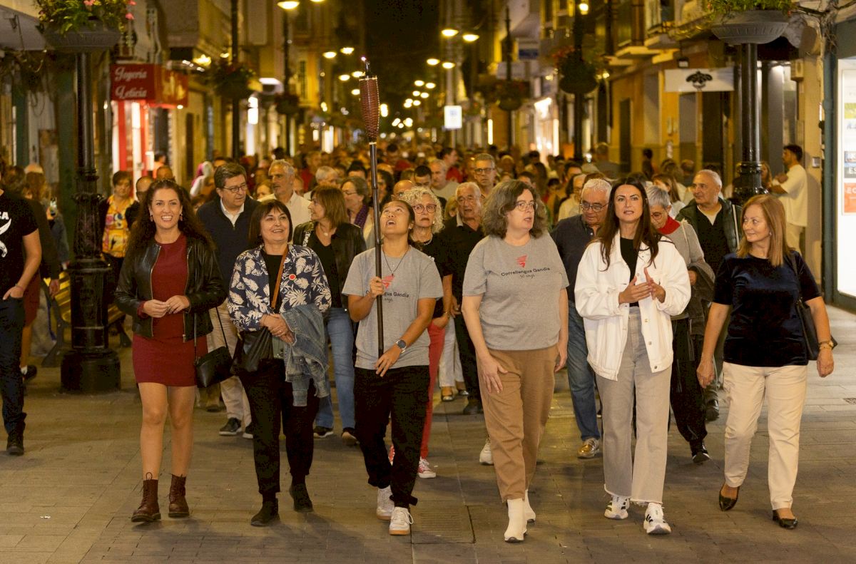 Llegada de la Llama del Correllengua Agermanat a Gandia